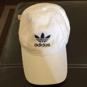 Adidas Men’s relaxed hat